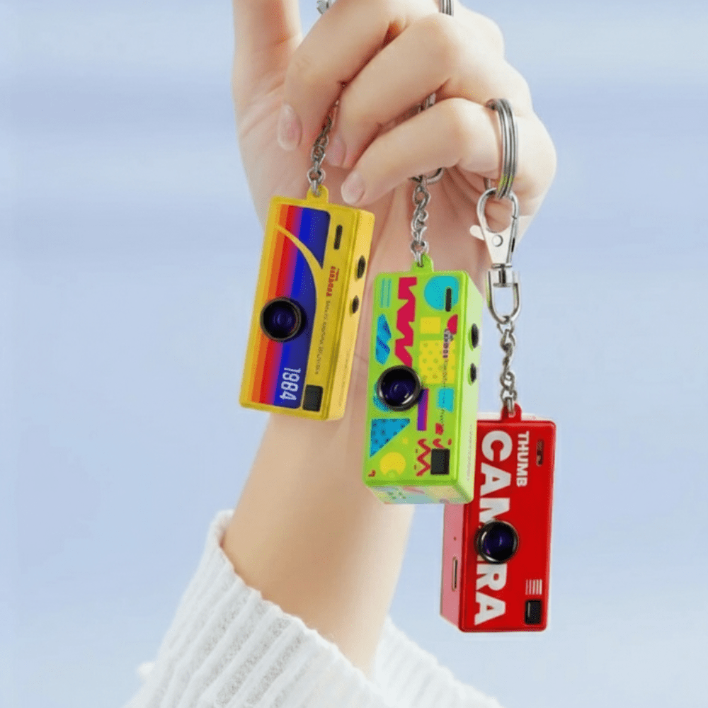 Mini Retro Keychain Camera - NomadXplore